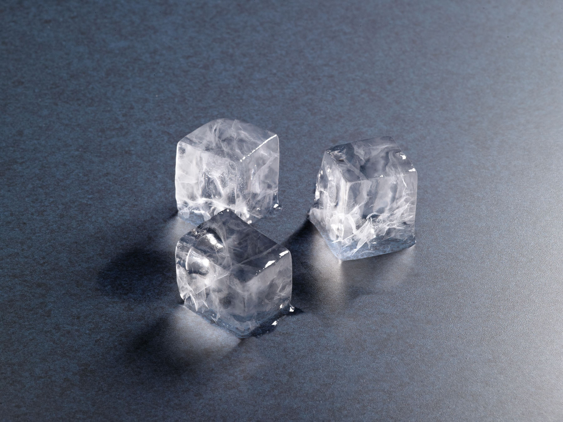 Máquina de Hielo HOSHIZAKI Cuber Cuadrada, Refrigerada por Aire - IM200BAK
